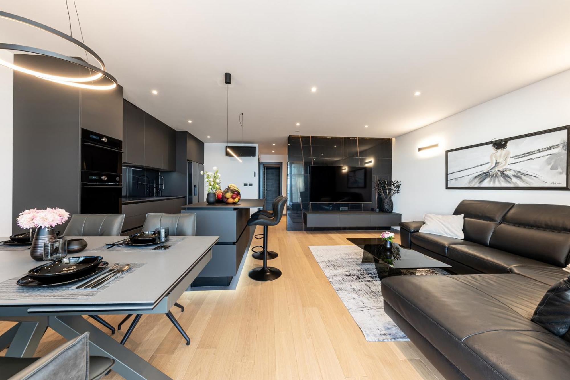 Apartment Ballerina